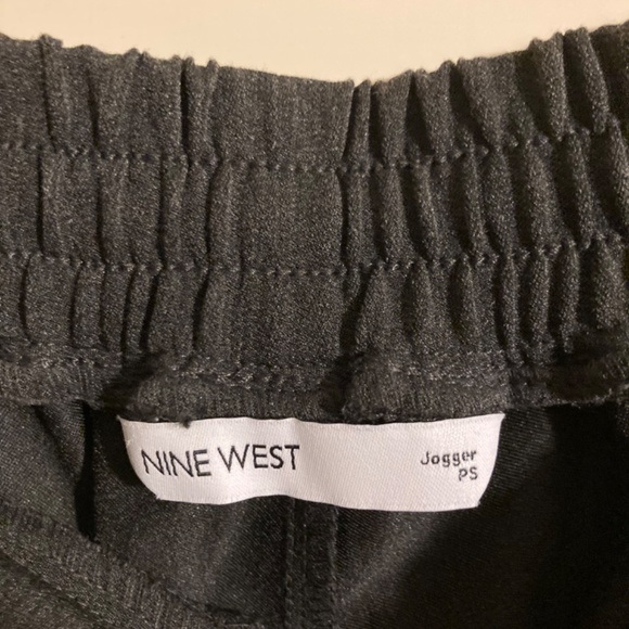 Nine West Twill Pintuck Jogger Pants Pull On Crop - Picture 3 of 6